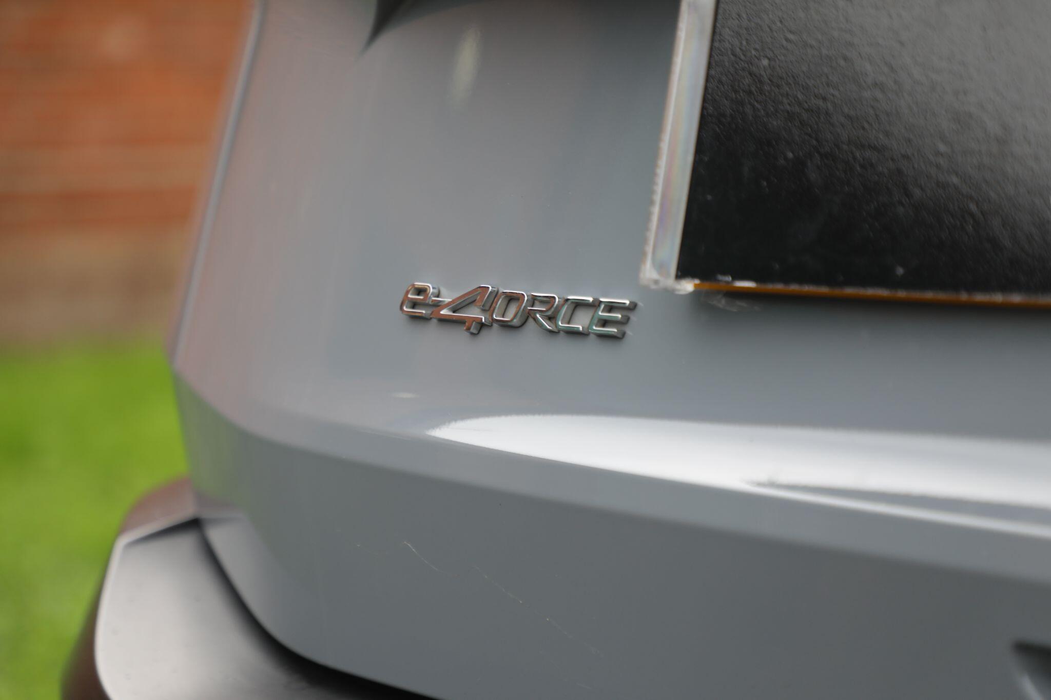 Large vehicle image